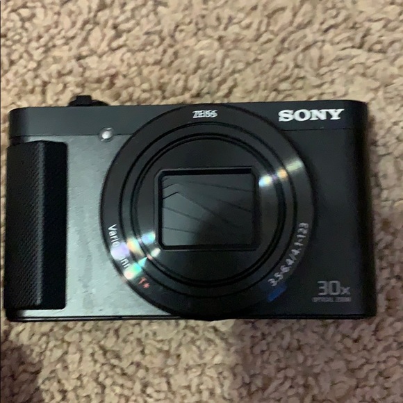 Sony dsc hx80 digital flip screen camera - Picture 1 of 4